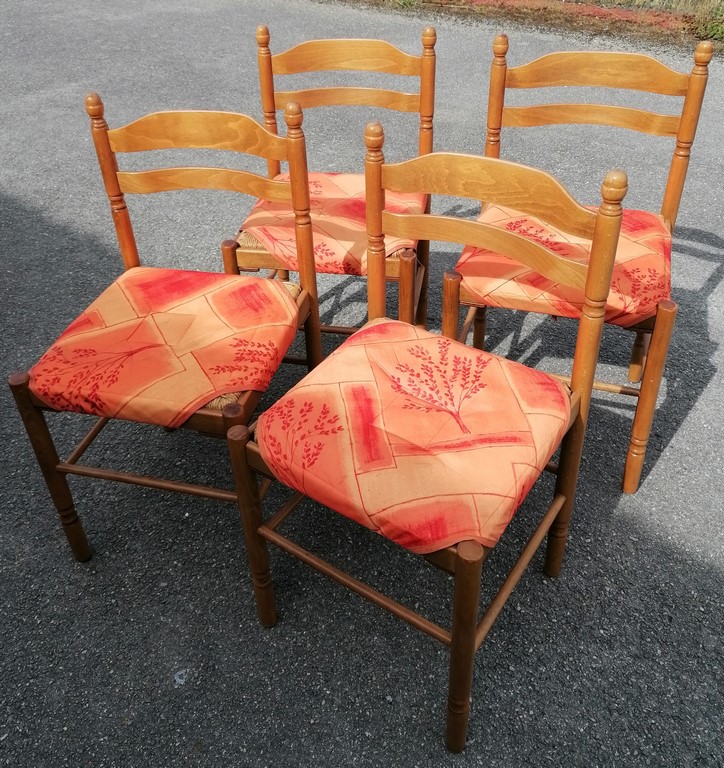 Ensemble de 4 chaises paillées