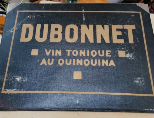 Porte menu de la marque DUBONNET