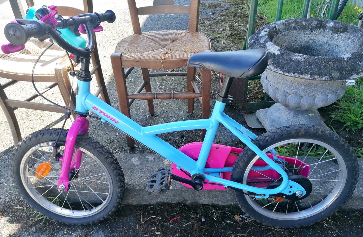 Vélo enfant bleu