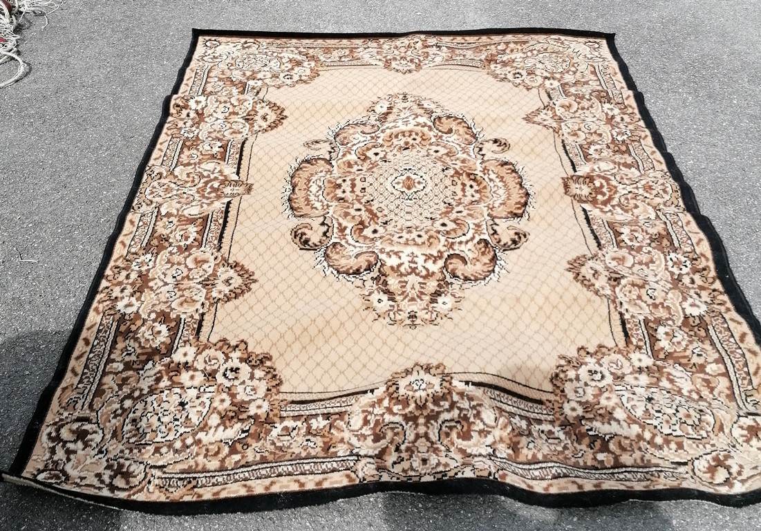 Tapis beige GM