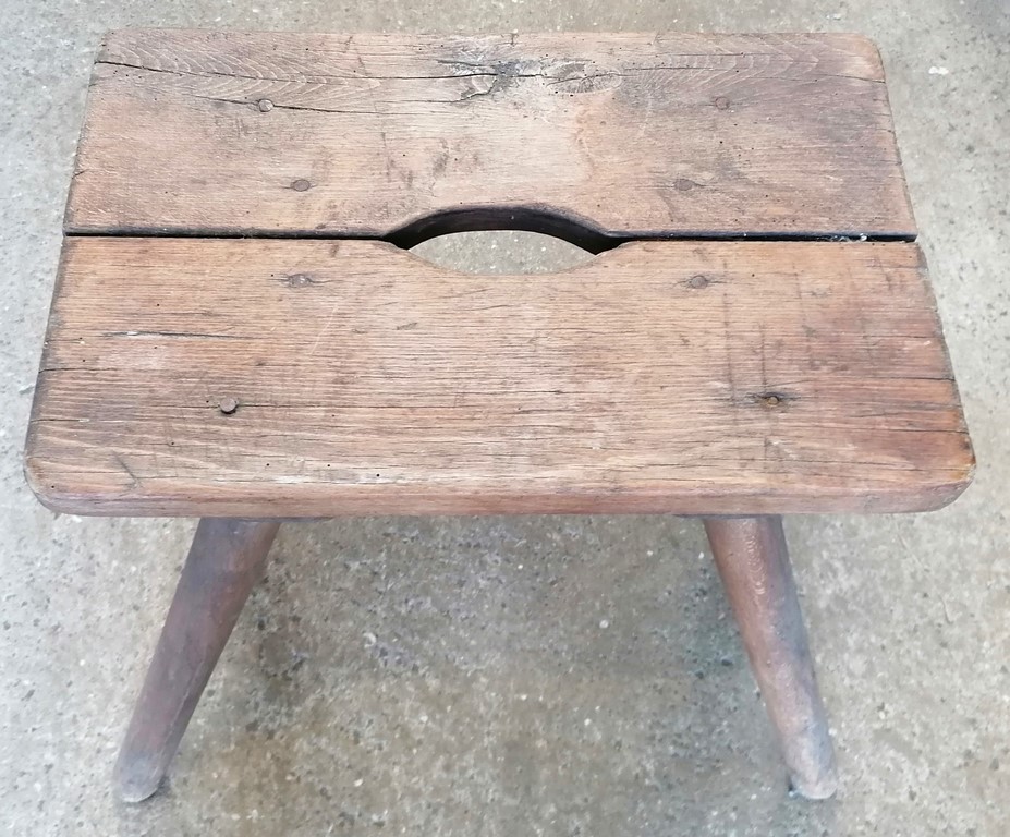 Tabouret de ferme en bois