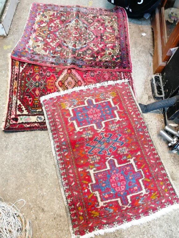 Carpette en laine d'orient fait main