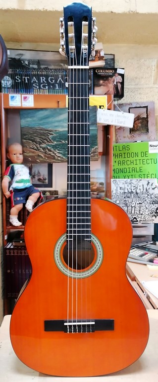 Guitare classique MESSINA