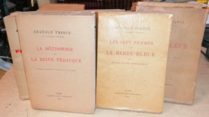 Ensemble de livres en éditions numérotées de Anatole France