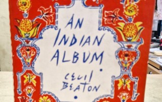 Livre An Indian Album by Cecil Beaton paru en 1945-6