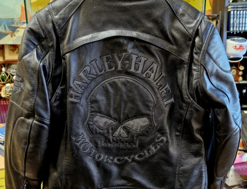 Blouson noir style motard
