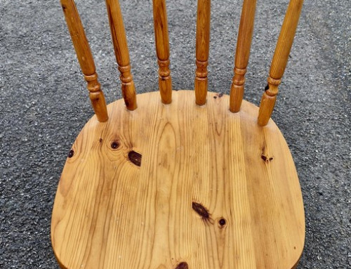 Chaise en pin