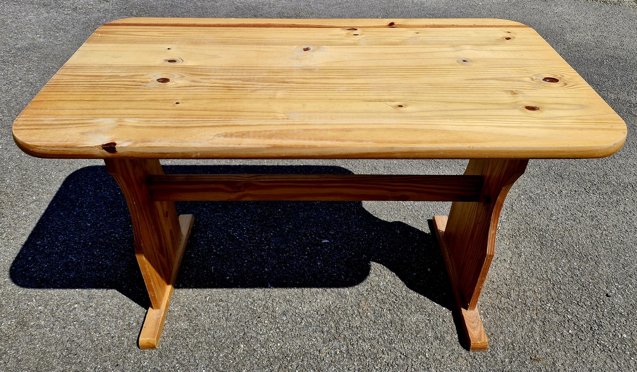 Table rectangle en pin