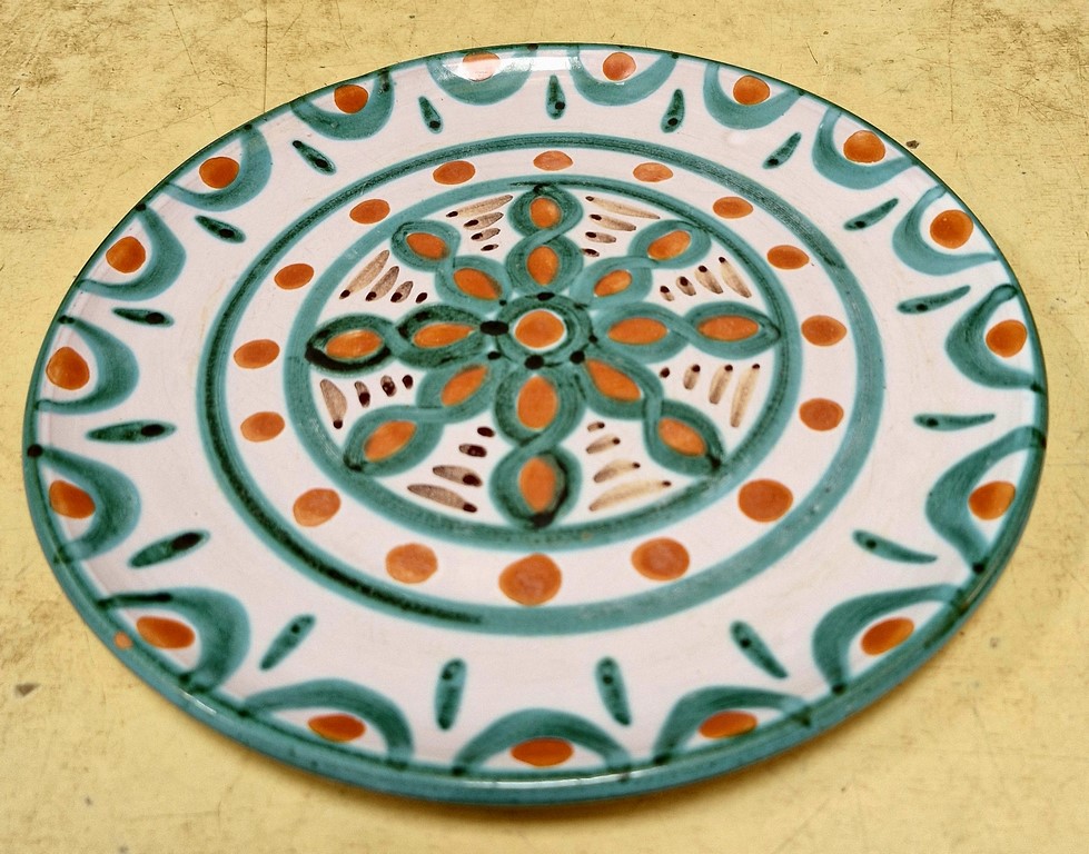 Plat en céramique de Vallauris signé A. FAZIO