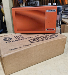 Radio Vintage orange de la marque OPTALIX
