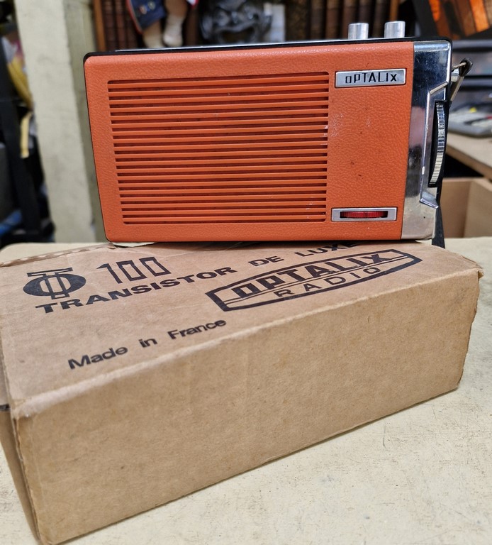 Radio Vintage orange de la marque OPTALIX