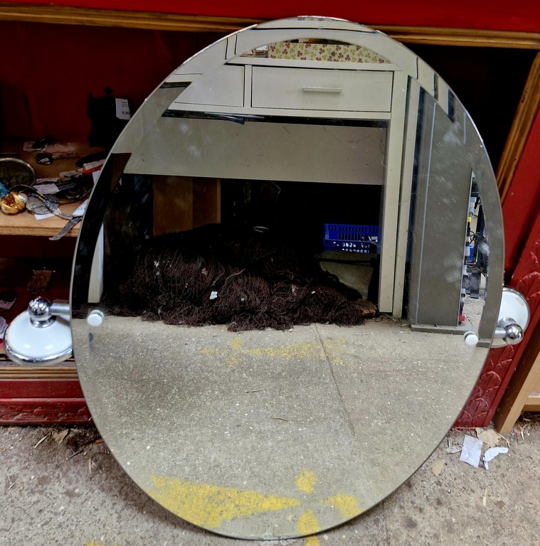 Miroir de salle de bain ovale