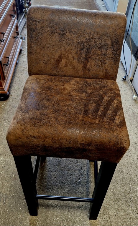 Tabouret haut de la marque KARE Design