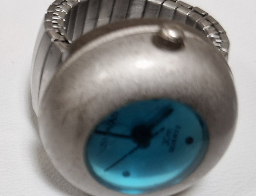 Montre bague SHIVAS