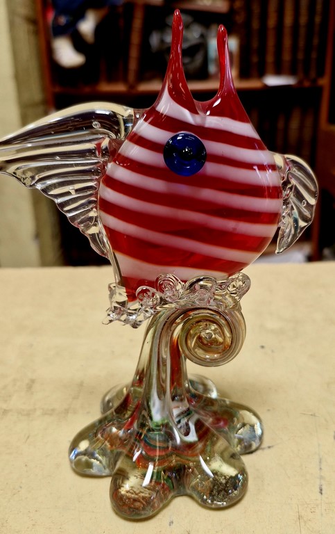 Sculpture en verre de poisson