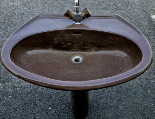 Lavabo sur colonne vintage marron