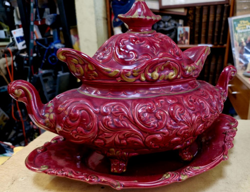 Soupière italienne rouge et or