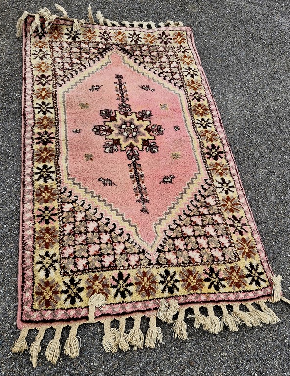 Tapis marocain fait main en laine