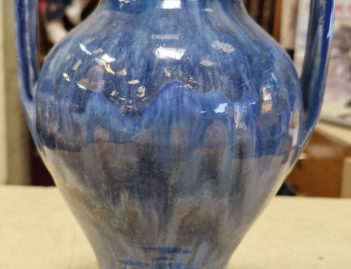 Vase à anses en céramique  « S T Hennebont »