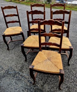 Ensemble de 6 chaises en bois et paille