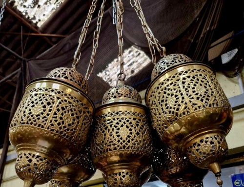 Lustre 6 suspensions en laiton d’origine iranienne