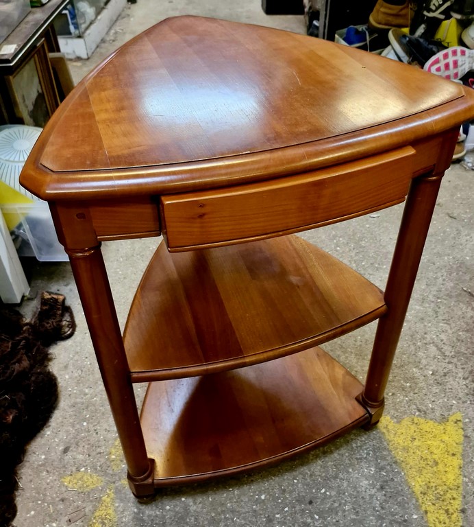 Meuble d'angle en merisier