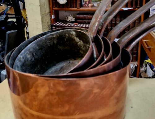 Série de casseroles en cuivre étamé