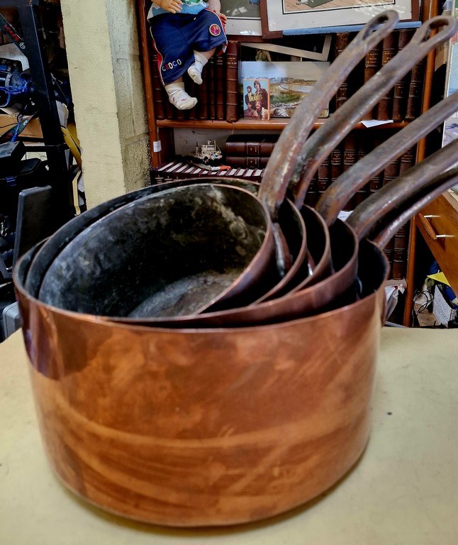 Série de casseroles en cuivre étamé