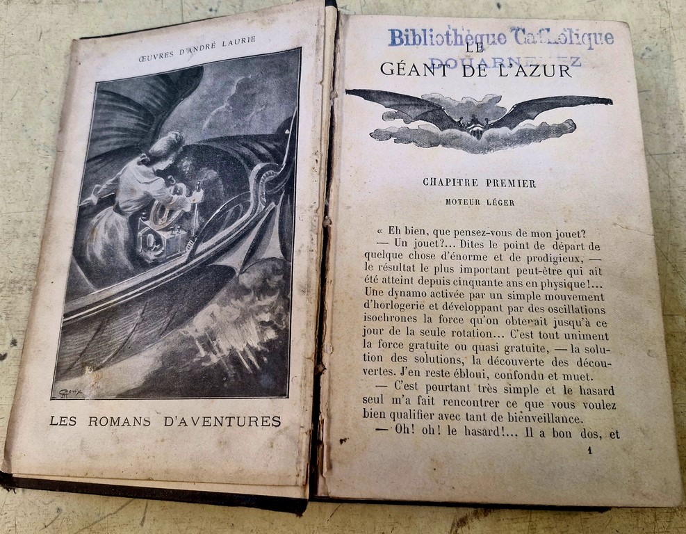 Livre "Le Géant de l'Azur" par André LAURIE illustrations Georges ROUX