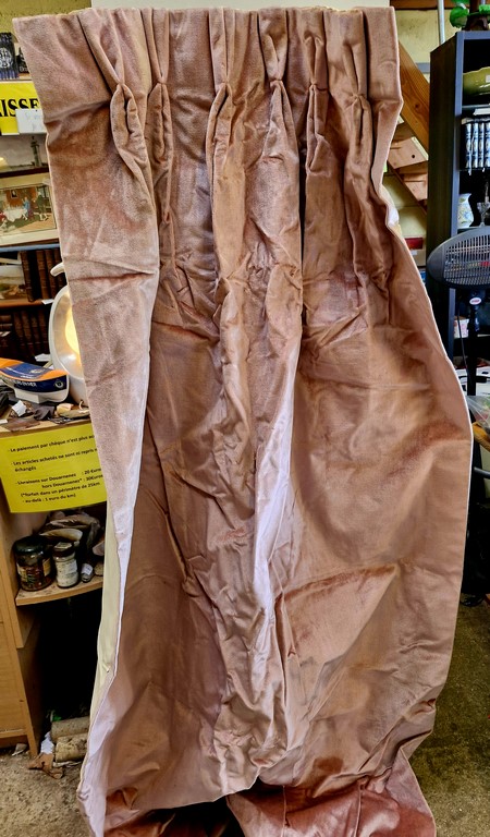 Grande tenture en velours rose