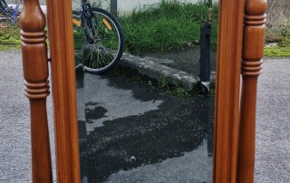 Psyché sur pied avec tiroir