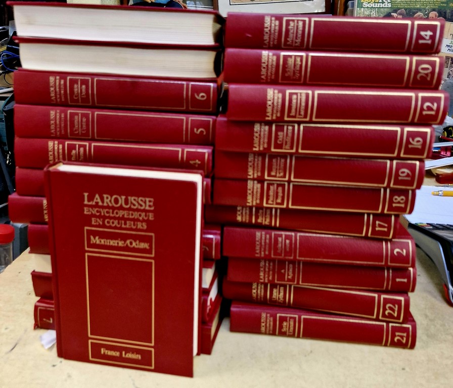 Larousse encyclopédique en couleurs