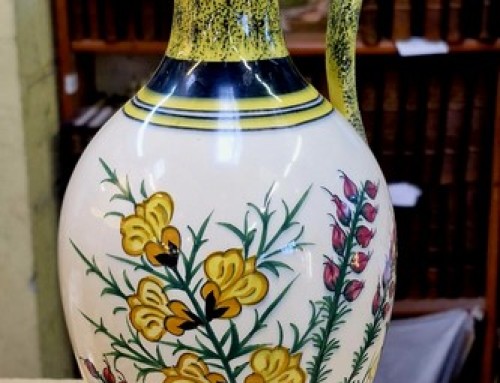 Aiguière Henriot motif « Genêts »