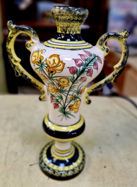 Soliflor Henriot à motifs de genêts