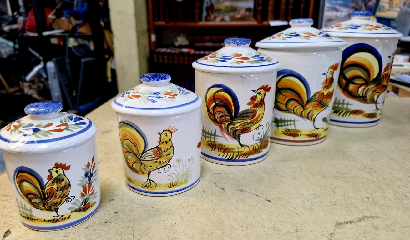 Statue tahitienne en bois exotique