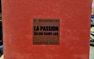 Coffret vinyls "La Passion selon Saint-Luc" par K. PENDERECKI chez Harmonia Mundi