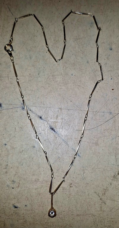 Chainette avec pendentif plaqués or