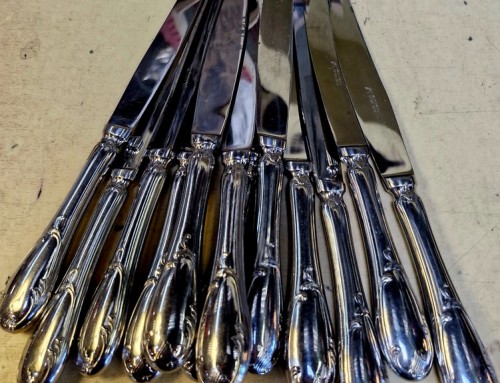 Ensemble de couteaux de table