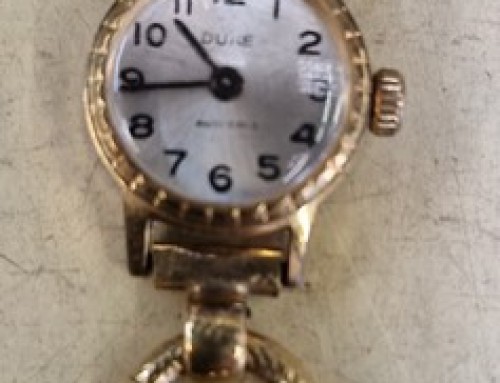 Montre femme plaquée or DUKE