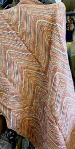 Grande tenture à rideaux