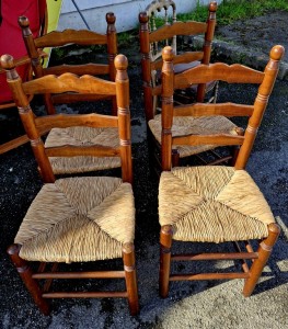 Chaises paillées rustiques x 4