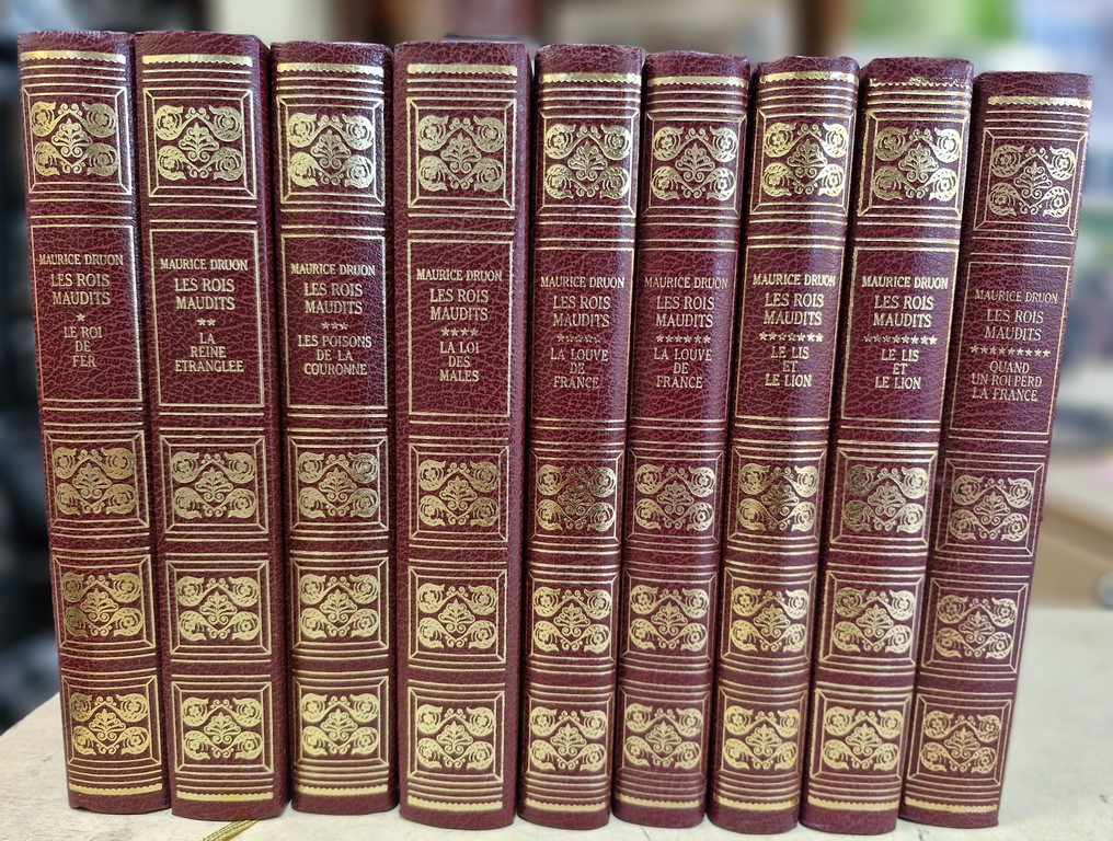 Livres "Les Rois Maudits" par M. DRUON aux éditions Crémille et Famot tomes 1 à 9