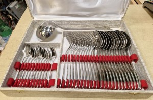 Ménagère en inox