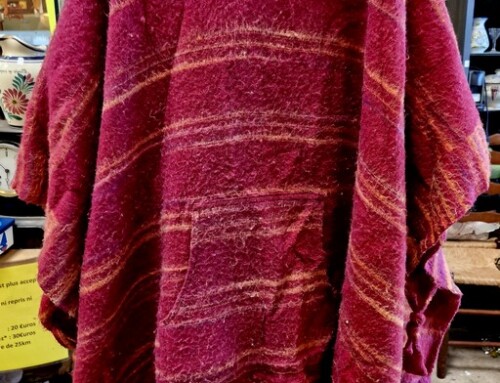 Poncho du Népal en laine