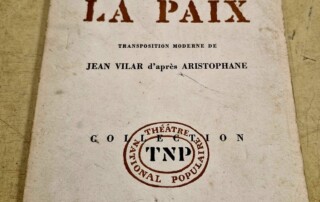 Livre pièce de Théatre "La Paix" transposition de Jean Vilar