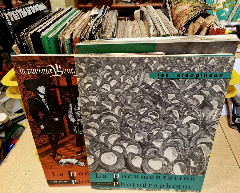 Caisse de documentation pédagogique anciennes