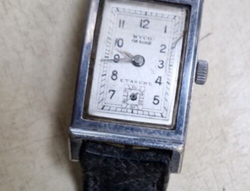 Montre mécanique WYCOX en état de marche