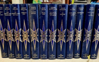 Ensemble de livres reliés "Les Classiques de l'Espionnage"