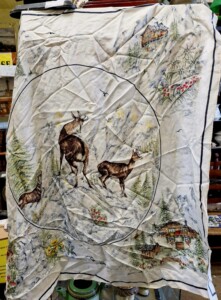 Foulard en soie à motif de chamois