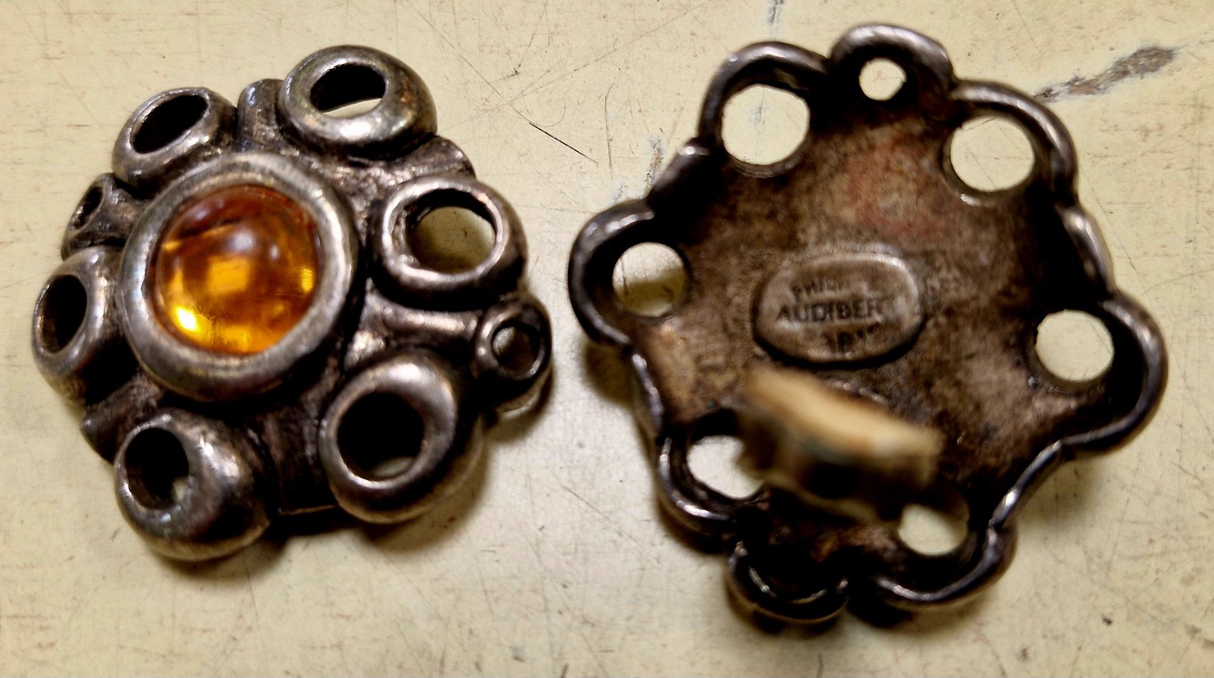 Clips d'oreilles d'Art par Philippe AUDIBERT à Paris